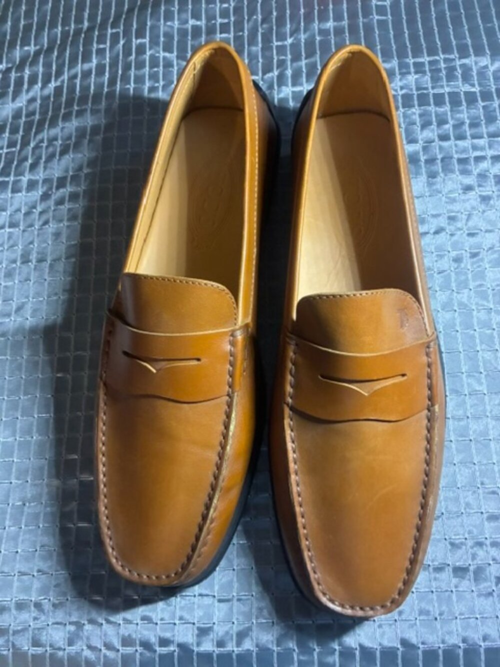 Tod's Driving Loafers natural color NEW size 9.5